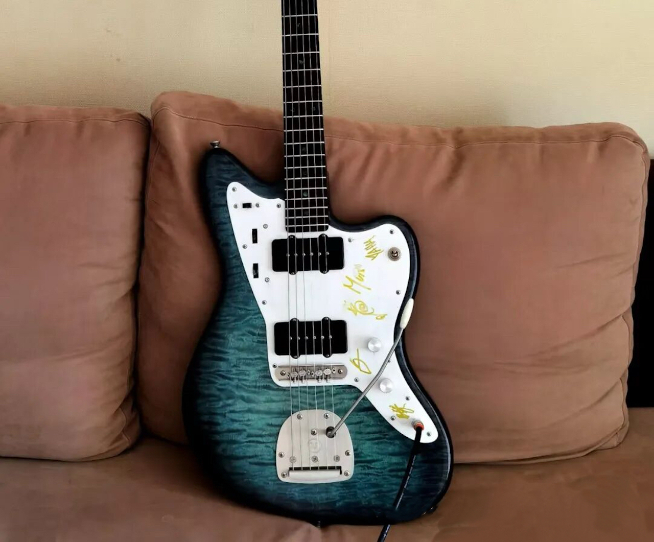 MONO签名Jazzmaster